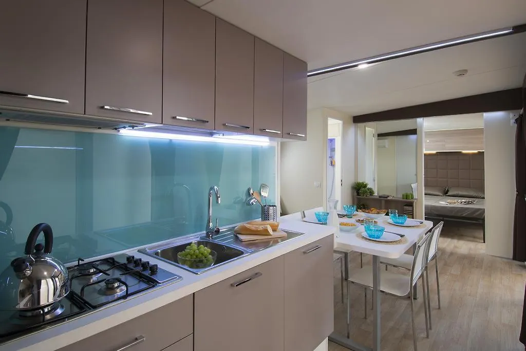 **** Parco vacanze Holiday Mobile Homes Park Riviera Karigador Croazia