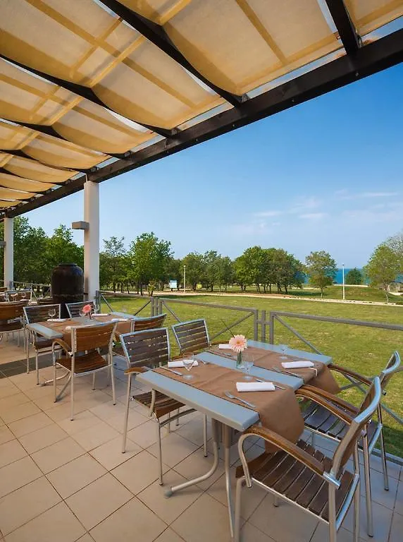 Holiday Mobile Homes Park Riviera Karigador