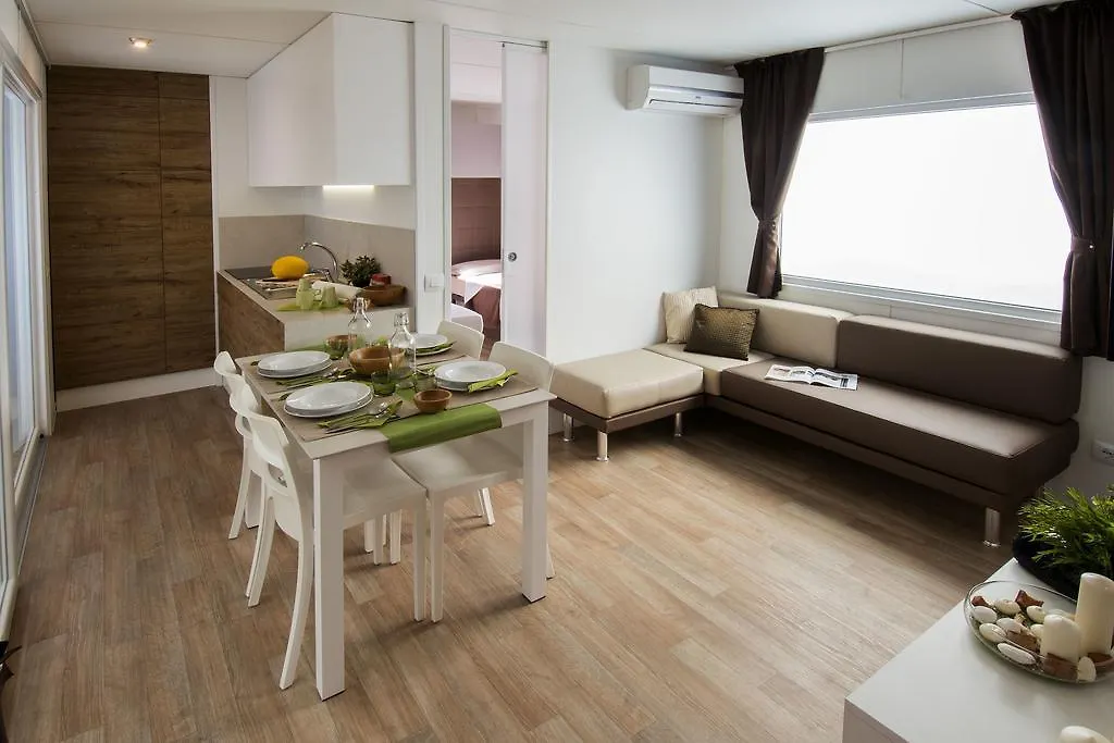 Holiday Mobile Homes Park Riviera Karigador Parco vacanze